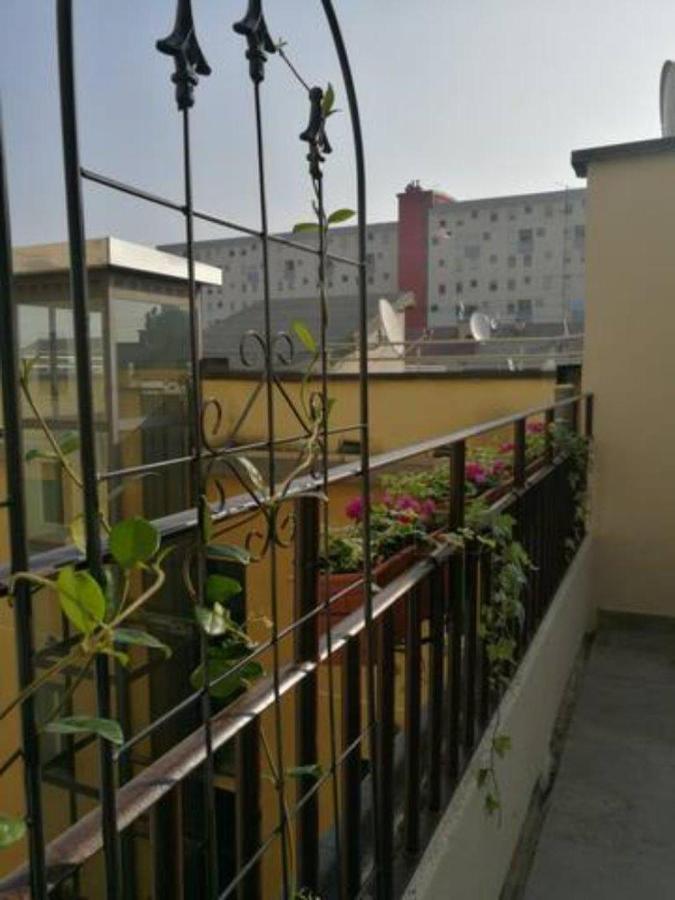 Appartamento Con Grande Terrazzo In Via Lomellina - Lome 527 Milán Exterior foto